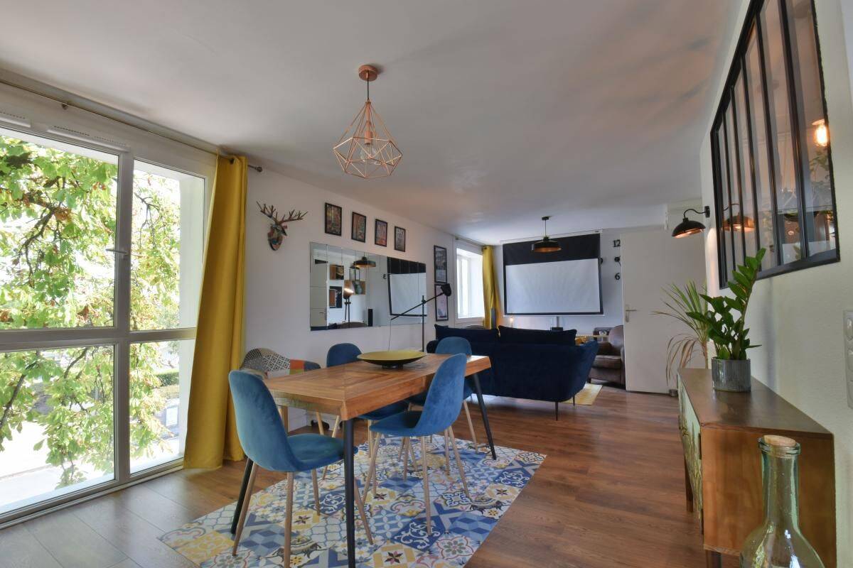 4 pièces 80 m² · à Bègles · 80,5 m² · 1 590 €/mois