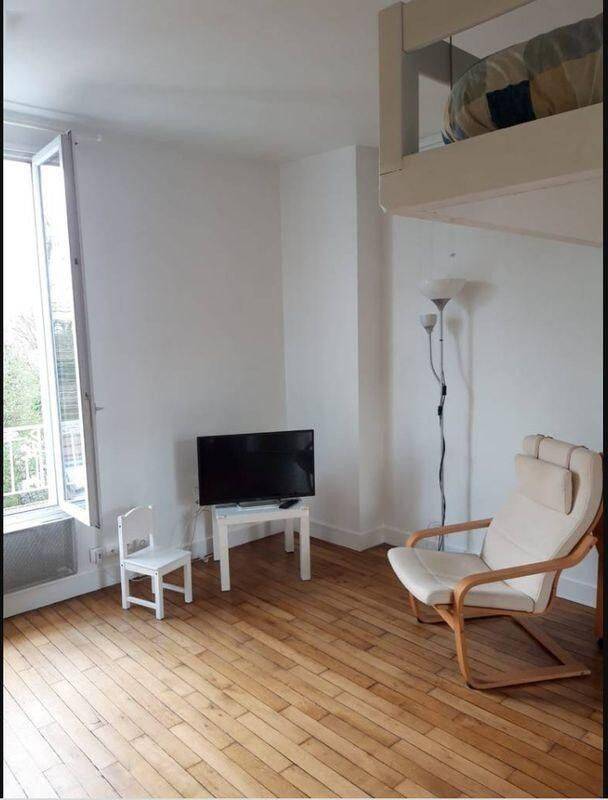 Appartement 1 pièce 21 m² · à Thiais · 21 m² · 745 €/mois
