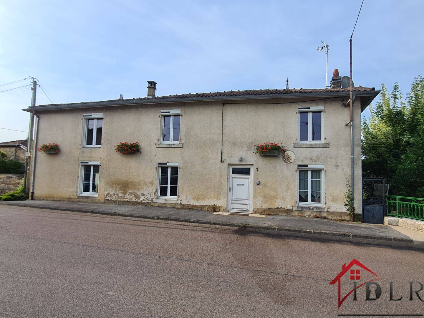 Maison 9 pièces 210 m² · à Bayard-sur-Marne · 210 m² · 173 000 €