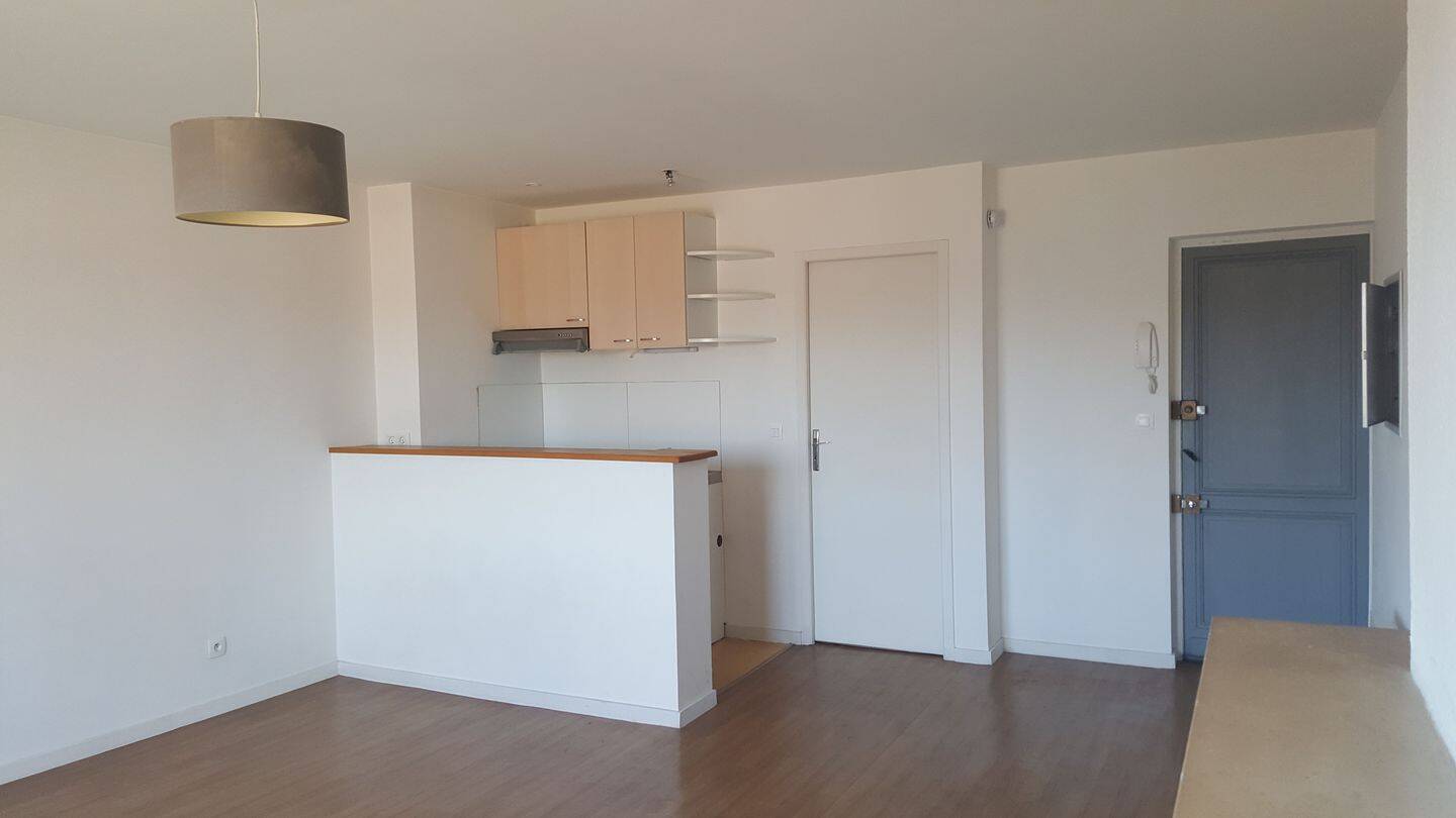 Appartement 1 pièce 35 m² · à Bordeaux · 35,2 m² · 595 €