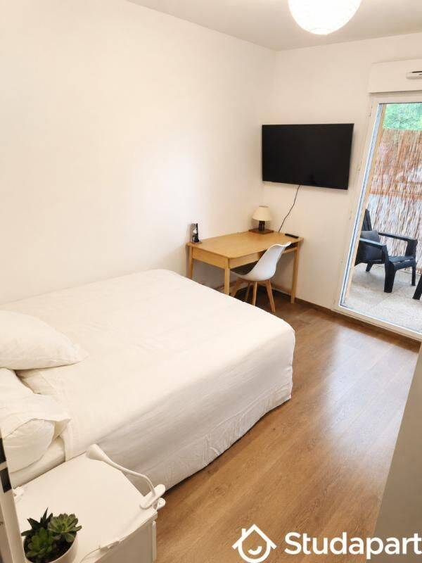 Appartement 1 pièce 10 m² · à Bordeaux · 10 m² · 600 €/mois