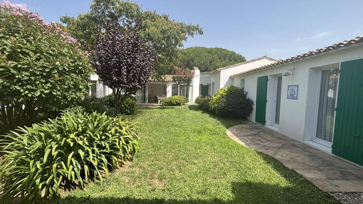 Maison 8 pièces 192 m² · à Le Bois-Plage-en-Ré · 192 m² · 1 752 000 €