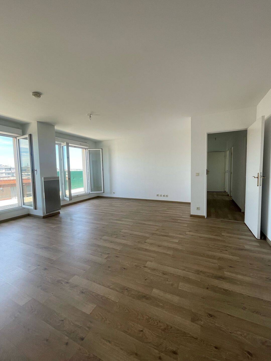 Appartement 5 pièces 99 m² · à Saint-Ouen-sur-Seine · 99 m² · 2 072 €