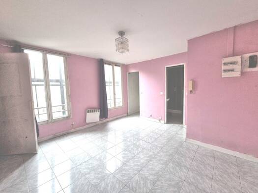 Appartement à vendre 125 000 € 1 pièce 20 m² Étage 2/4 Goutte d'Or-Château Rouge Paris 18ème arrondissement 75018