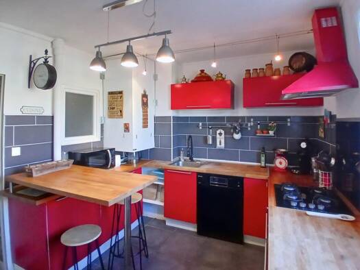 Appartement à vendre 105 000 € 3 pièces 2 chambres 57 m² Étage 3/4 Chevalier de Folard-Sources Sud Avignon 84000