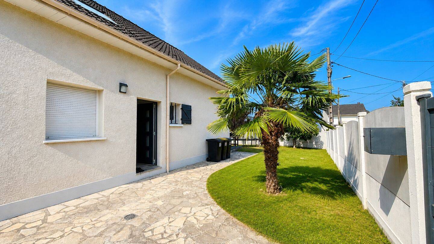 Maison 5 pièces 123 m² · à La Frette-sur-Seine · 123,5 m² · 2 350 €