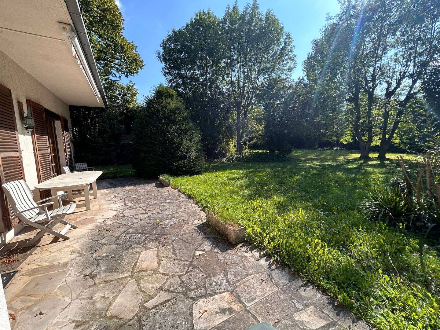 Maison 10 pièces 183 m² · à Garches · 183 m² · 1 270 000 €