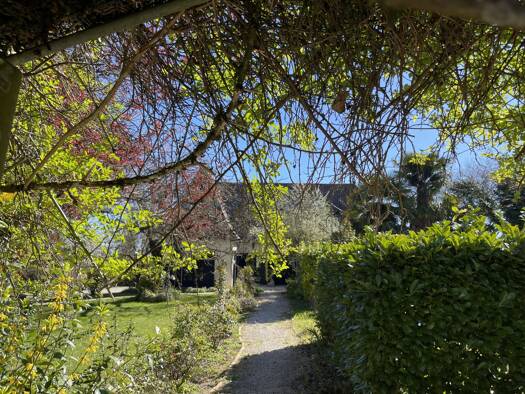 Maison à vendre 325 500 € 7 pièces 3 chambres 195 m² 2 475 m² de terrain Le Bourg Coulounieix-Chamiers 24660