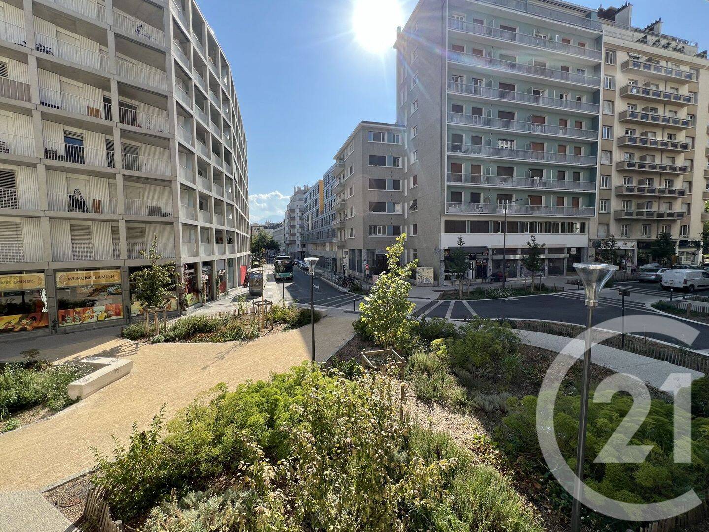Appartement 3 pièces 79 m² · à Grenoble · 79,4 m² · 890 €