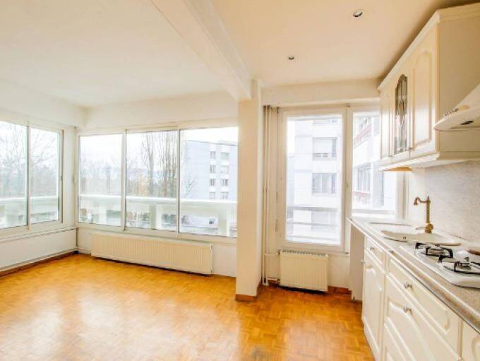 Appartement 2 pièces 46 m² · à Saint-Genis-Pouilly · 46 m² · 1 160 €