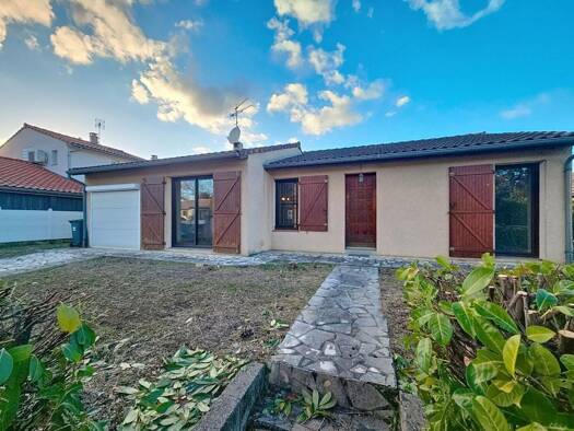 Maison de plain-pied à vendre 265 000 € 5 pièces 4 chambres 128,3 m² 444 m² de terrain Les Pradettes Toulouse 31100