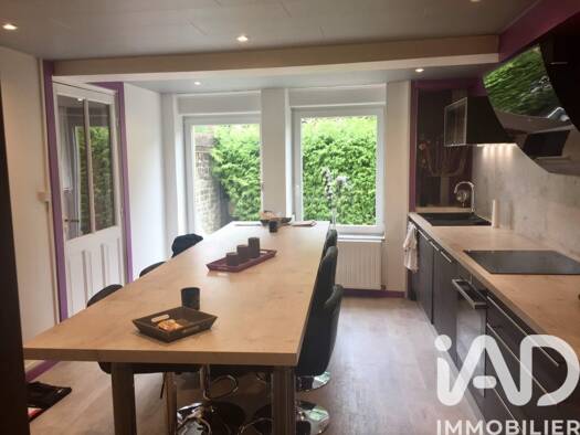 Maison à vendre 187 000 € 7 pièces 6 chambres 152 m² Floing 08200
