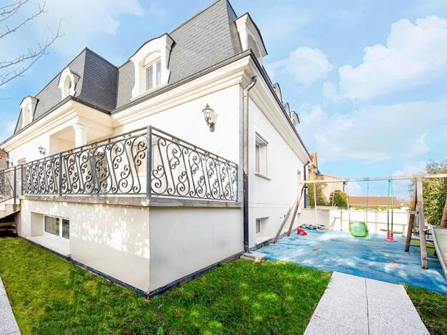 Maison de ville à vendre 749 000 € 7 pièces 5 chambres 350 m² 500 m² de terrain Neuilly Epoque Villemomble 93250