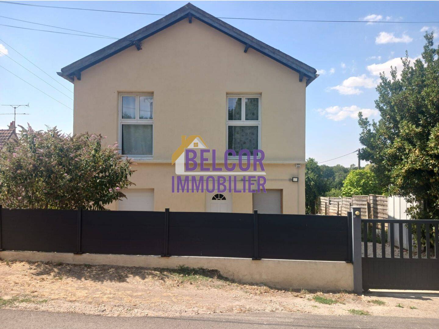 Maison 6 pièces 108 m² · à Fontenay-sur-Loing · 107,5 m² · 1 170 €