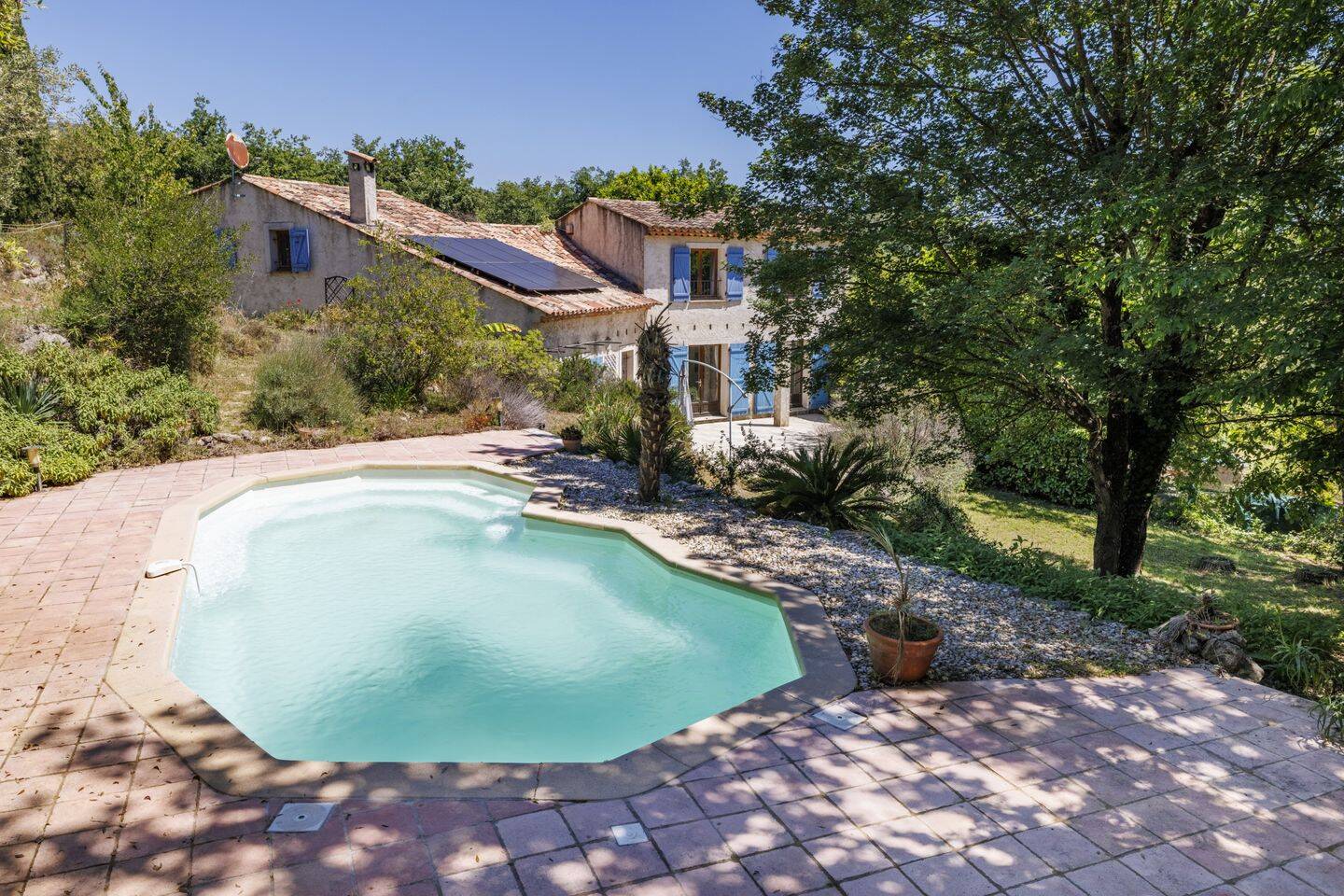 Maison 6 pièces 136 m² · à Tourrettes-sur-Loup · 136 m² · 640 000 €