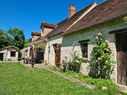 Maison à vendre 535 000 € 11 pièces 7 chambres 250 m² Morigny-Champigny 91150