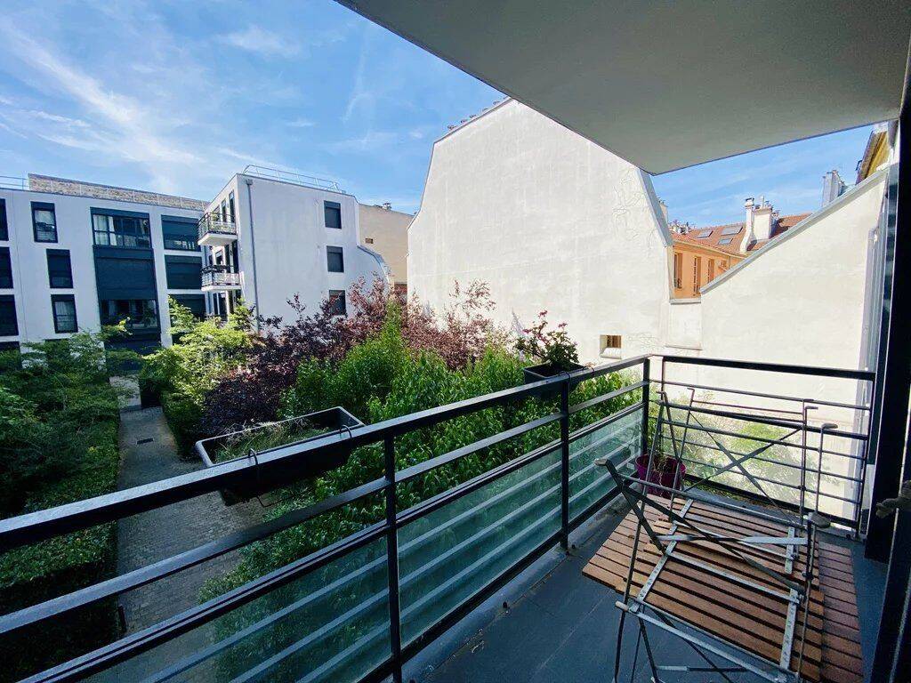 Appartement 4 pièces 100 m² · à Paris 11ème Arrondissement · 100,1 m² · 3 200 €