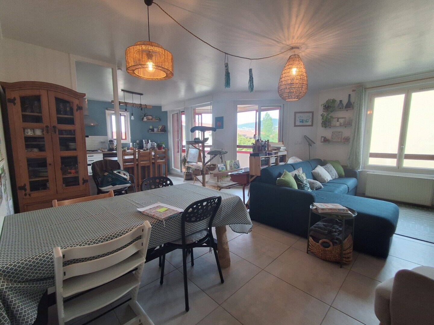 Appartement 3 pièces 81 m² · à Mornant · 81 m² · 922 €/mois