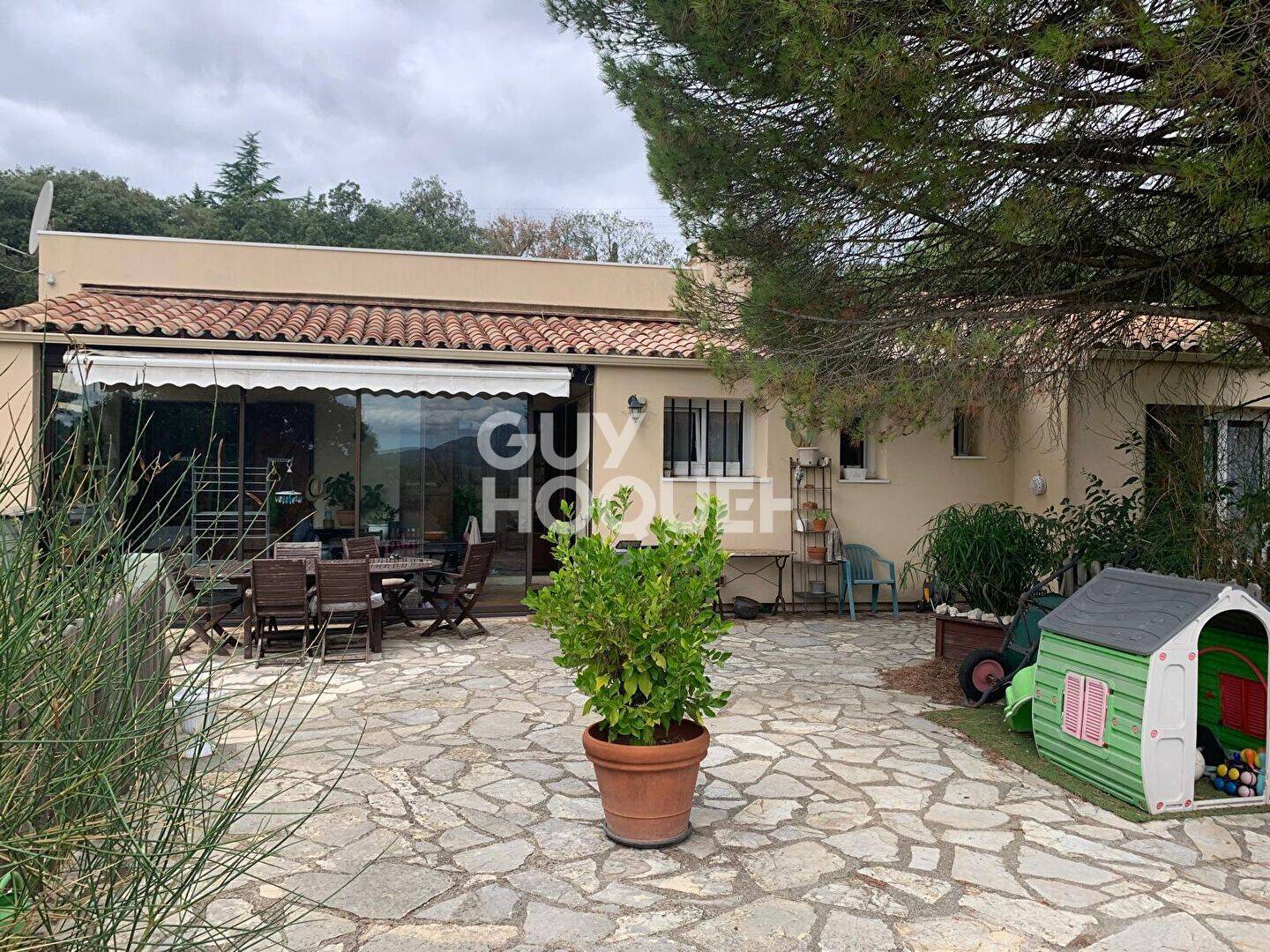 Maison 3 pièces 107 m² · à Saint-Martin-de-Londres · 107 m² · 389 000 €