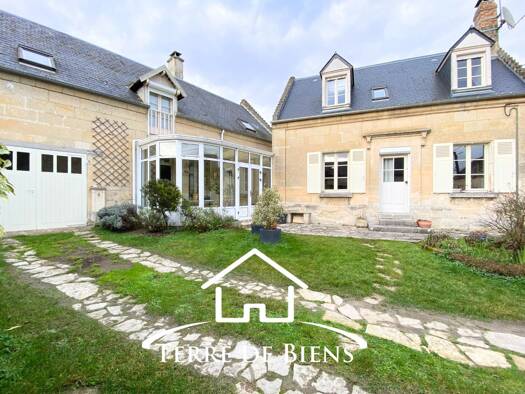 Maison à vendre 227 700 € 7 pièces 4 chambres 143 m² Cuisy-en-Almont 02200