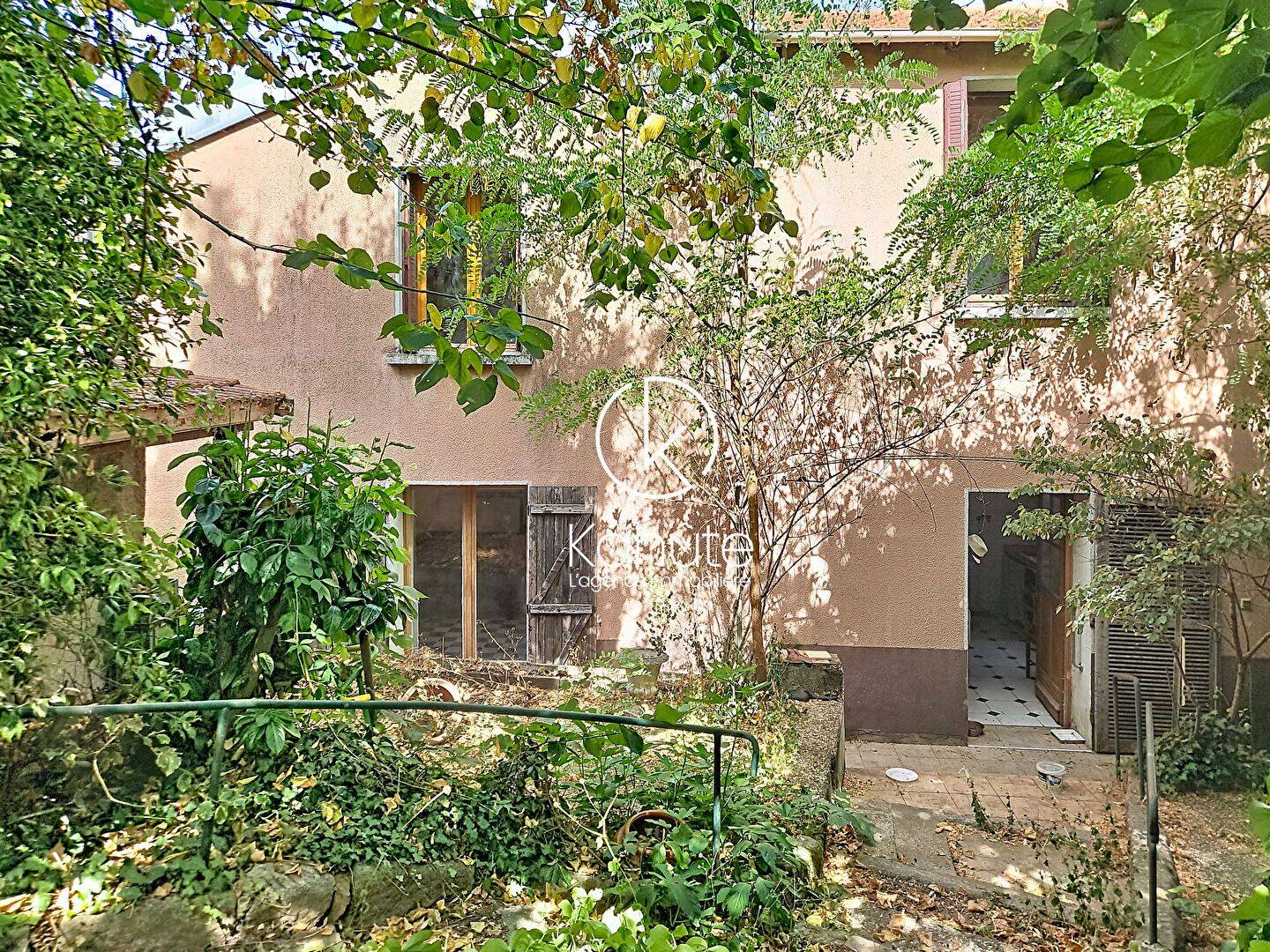 Maison 5 pièces 114 m² · à Tassin-la-Demi-Lune · 114 m² · 400 000 €