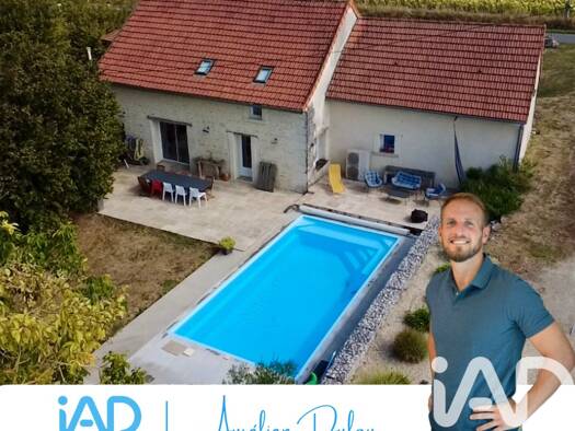 Maison à vendre 299 000 € 6 pièces 4 chambres 141 m² 2 347 m² de terrain Senillé-Saint-Sauveur 86100