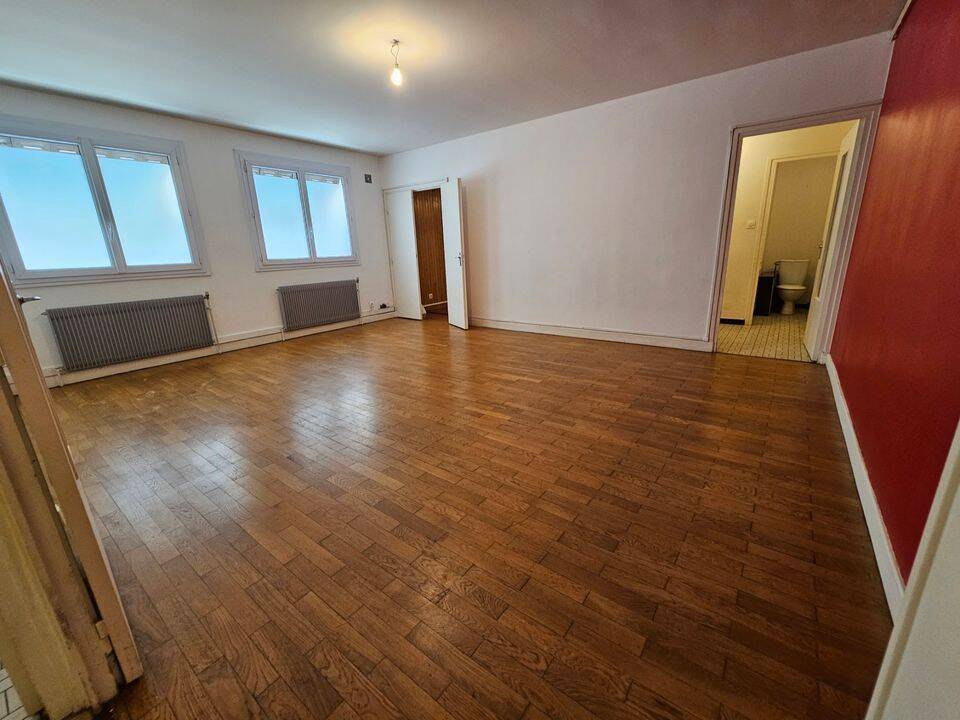 Appartement 2 pièces 64 m² · à Lyon 3ème Arrondissement · 64 m² · 960 €