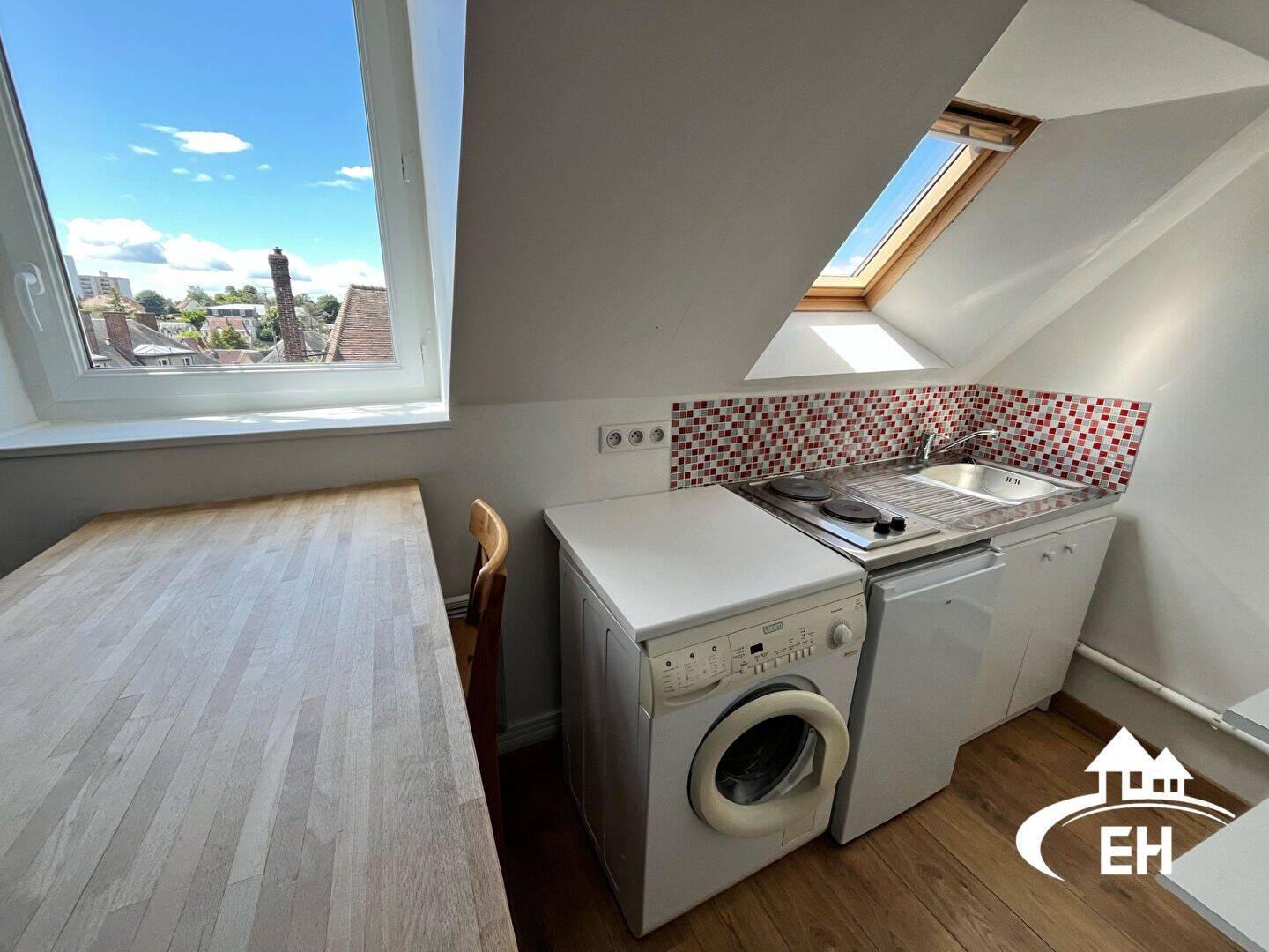Appartement 1 pièce 14 m² · à L'Aigle · 14 m² · 328 €