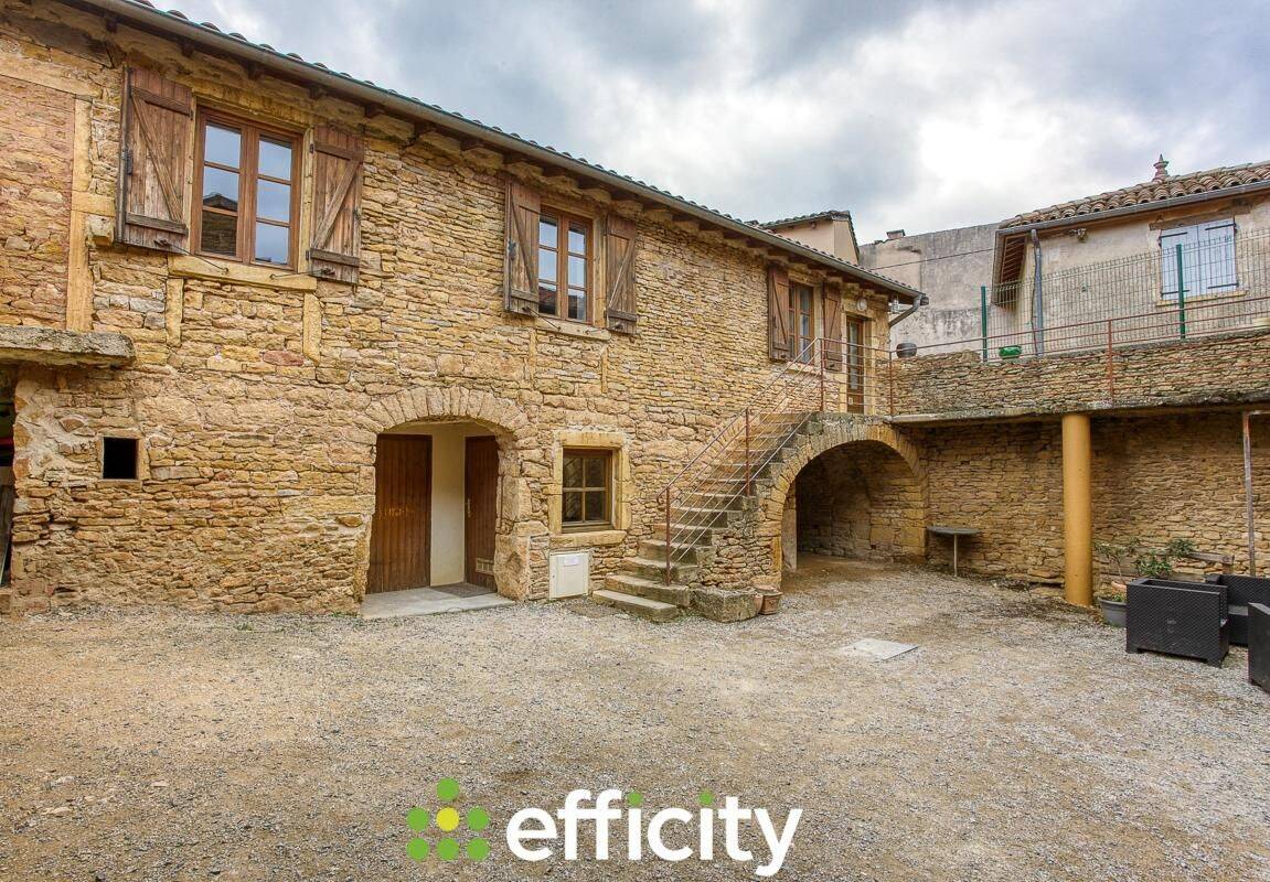 Maison 20 pièces 300 m² · à Cogny · 300 m² · 599 000 €