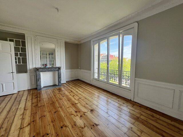 Appartement 5 pièces 192 m² · à La Madeleine · 192,1 m² · 3 500 €