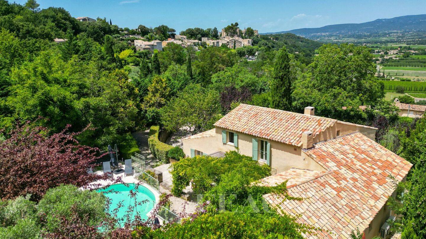 Maison 8 pièces 240 m² · à Ménerbes · 240 m² · 1 780 000 €