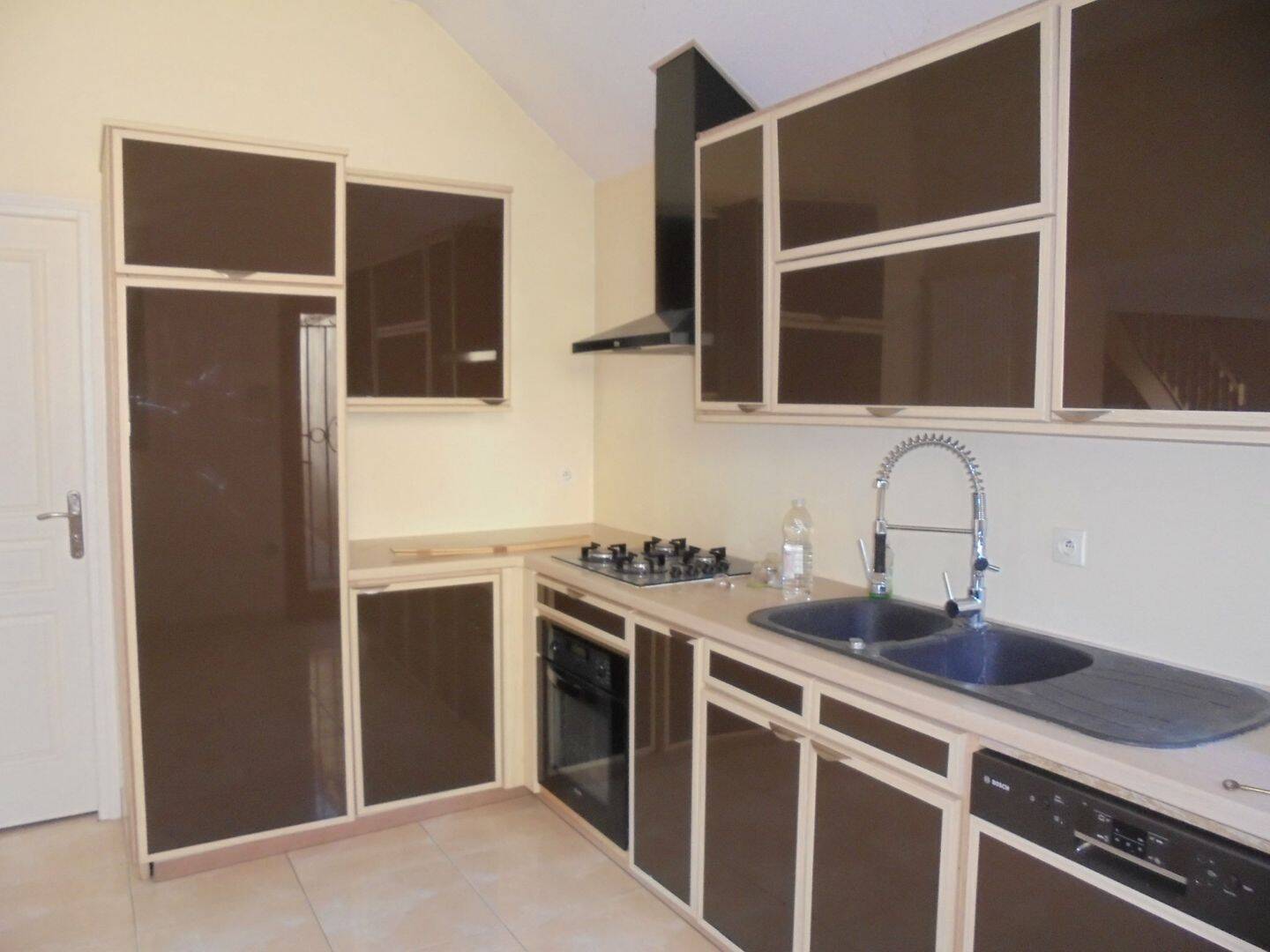 Maison 6 pièces 105 m² · à Dammarie-les-Lys · 105,2 m² · 1 334 €/mois