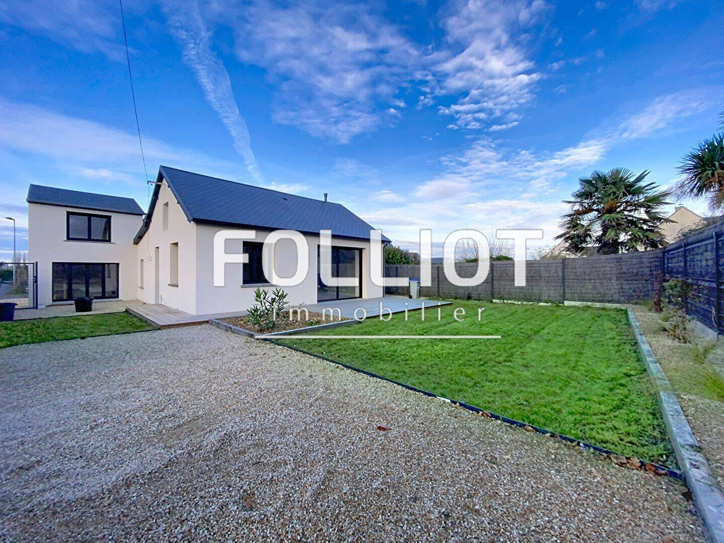 Maison 5 pièces 89 m² · à Saint-Pair-sur-Mer · 89 m² · 376 500 €