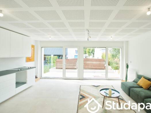 Maison à louer 650 € 2 pièces 1 chambre 30 m² Birambits Bègles 33130