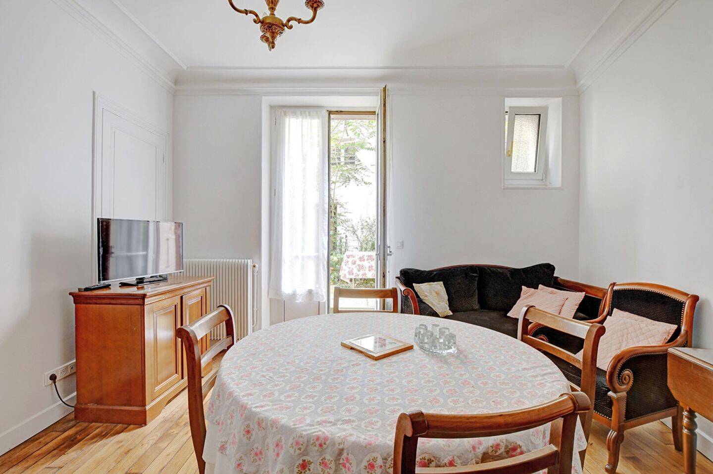 Appartement 2 pièces 44 m² · à Paris 18ème Arrondissement · 44,4 m² · 399 000 €