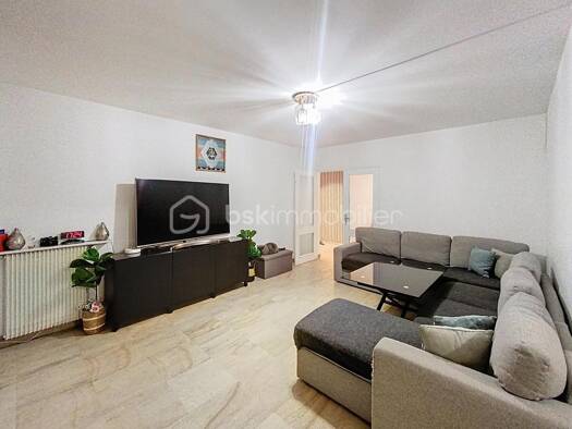 Appartement à vendre 250 000 € 5 pièces 3 chambres 96 m² Étage 7/12 L'Avenir-La Cerisaie Stains 93240