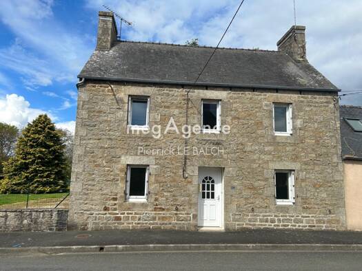 Maison à vendre 174 000 € 4 pièces 2 chambres 99 m² 1 241 m² de terrain Plouaret 22420