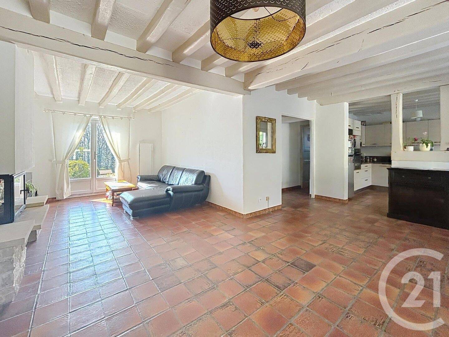 Maison 6 pièces 119 m² · à Gallardon · 118,8 m² · 275 000 €