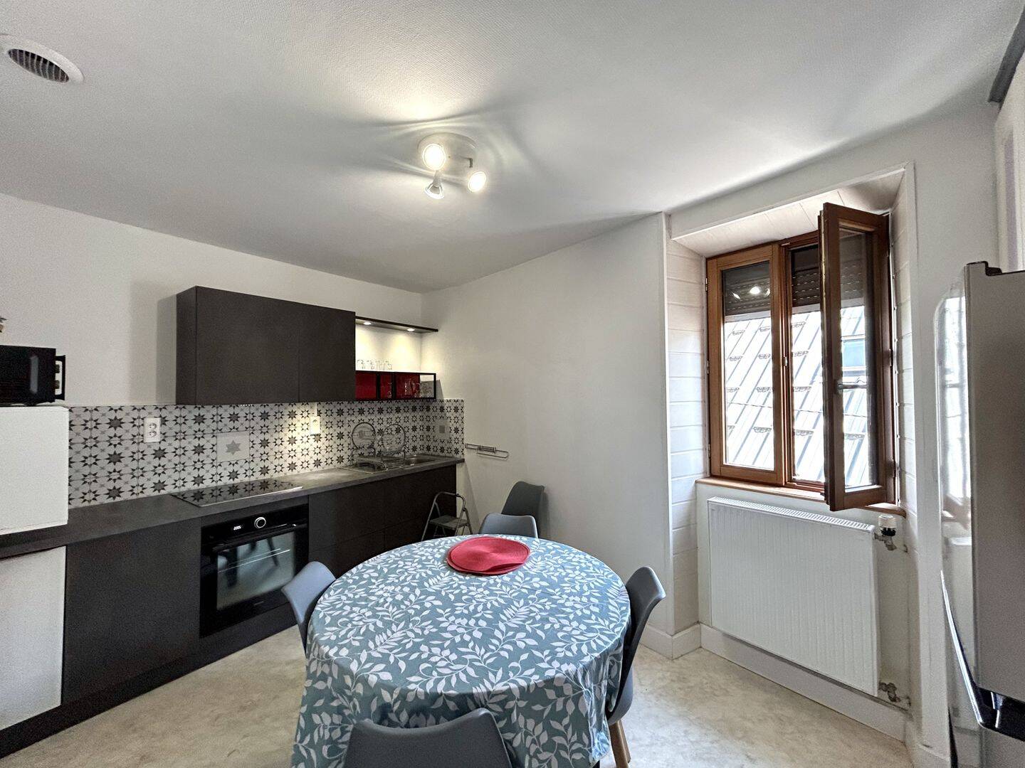 Appartement 4 pièces 95 m² · à Saint-Ferréol · 95,4 m² · 1 300 €/mois