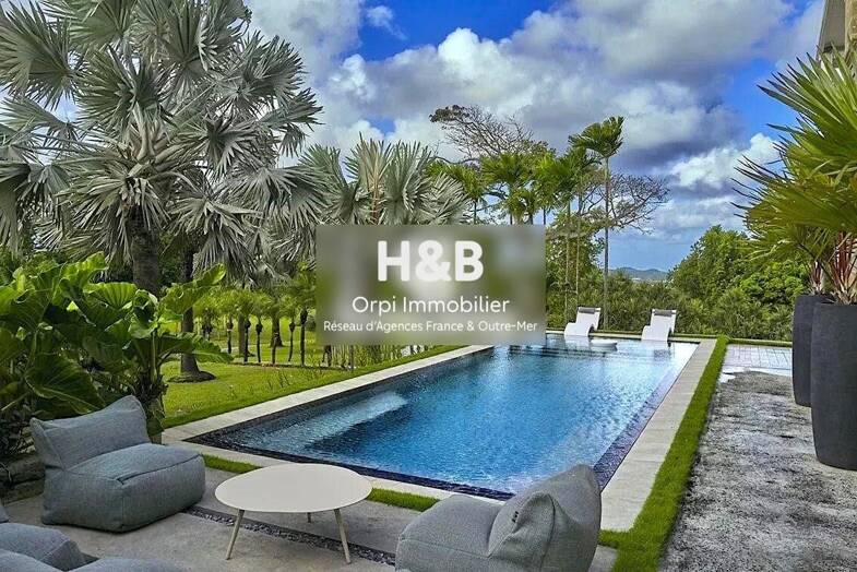 Maison à vendre 3 160 000 € 8 pièces 5 chambres 430 m² 14 079 m² de terrain Le François 97240