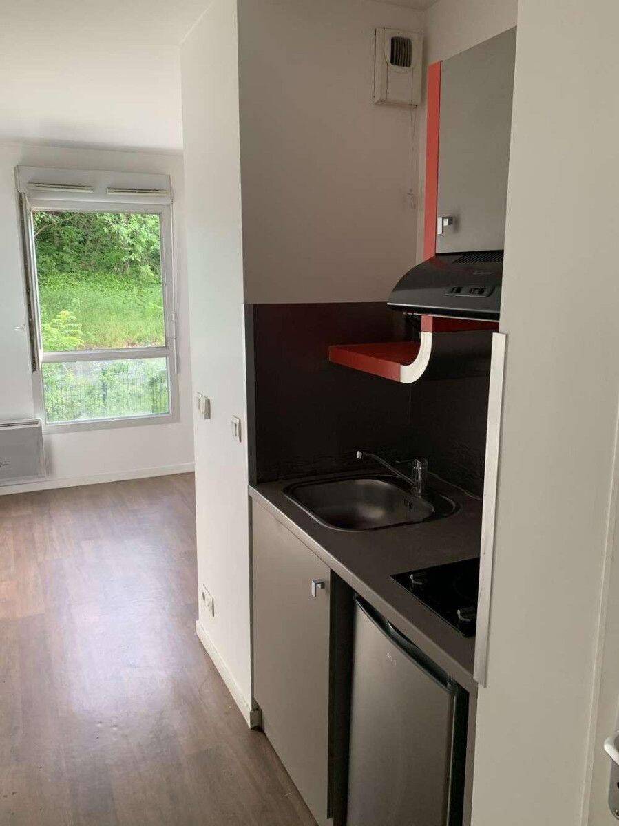 Appartement 1 pièce 20 m² · à Rosny-sous-Bois · 20 m² · 800 €