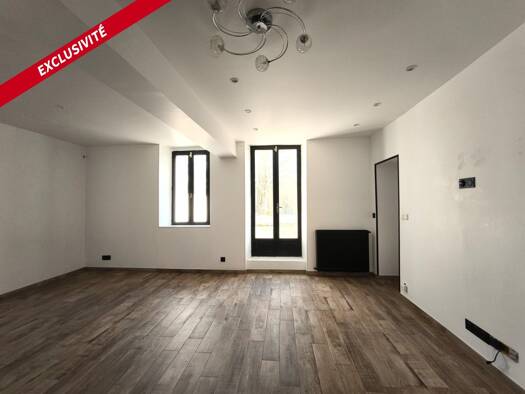 Maison à vendre 180 000 € 5 pièces 3 chambres 141 m² 704 m² de terrain Saron-sur-Aube 51260