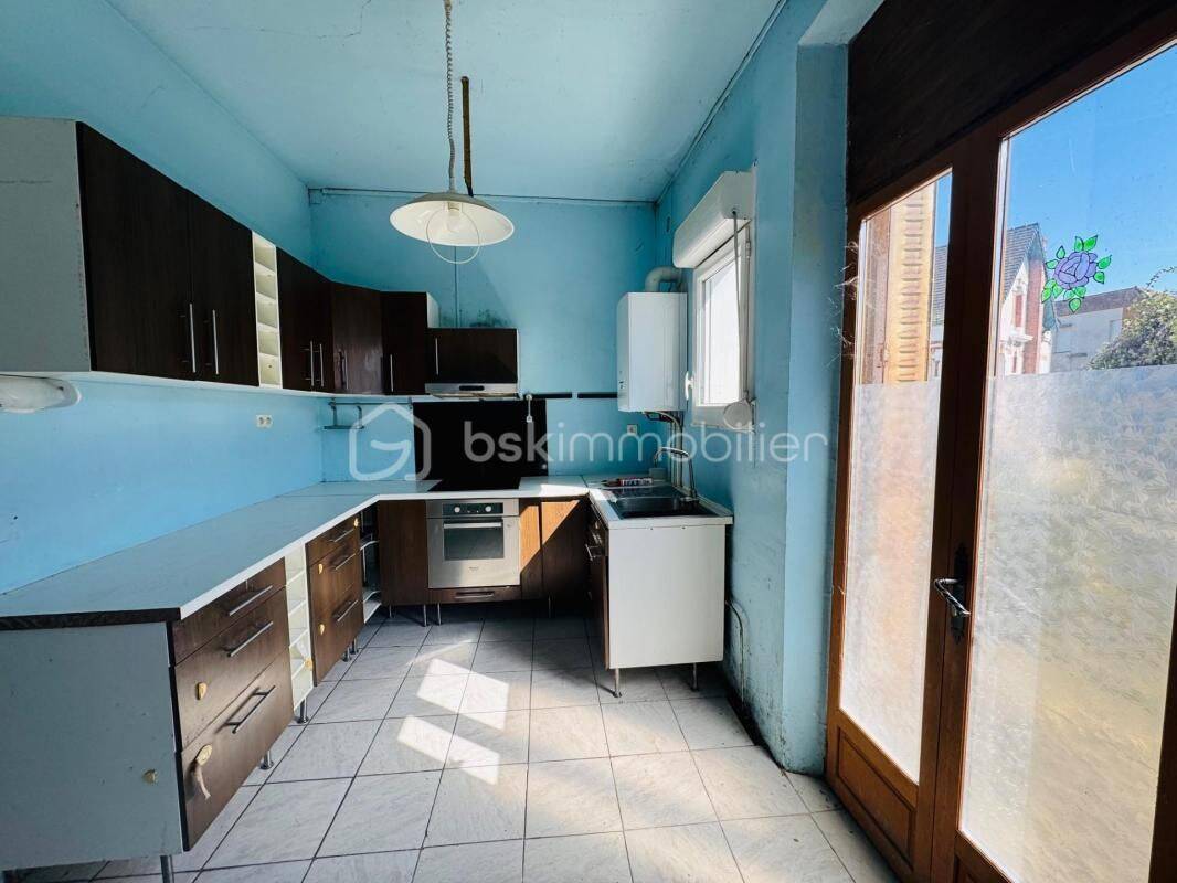 Maison 7 pièces 127 m² · à Joigny · 127 m² · 145 000 €
