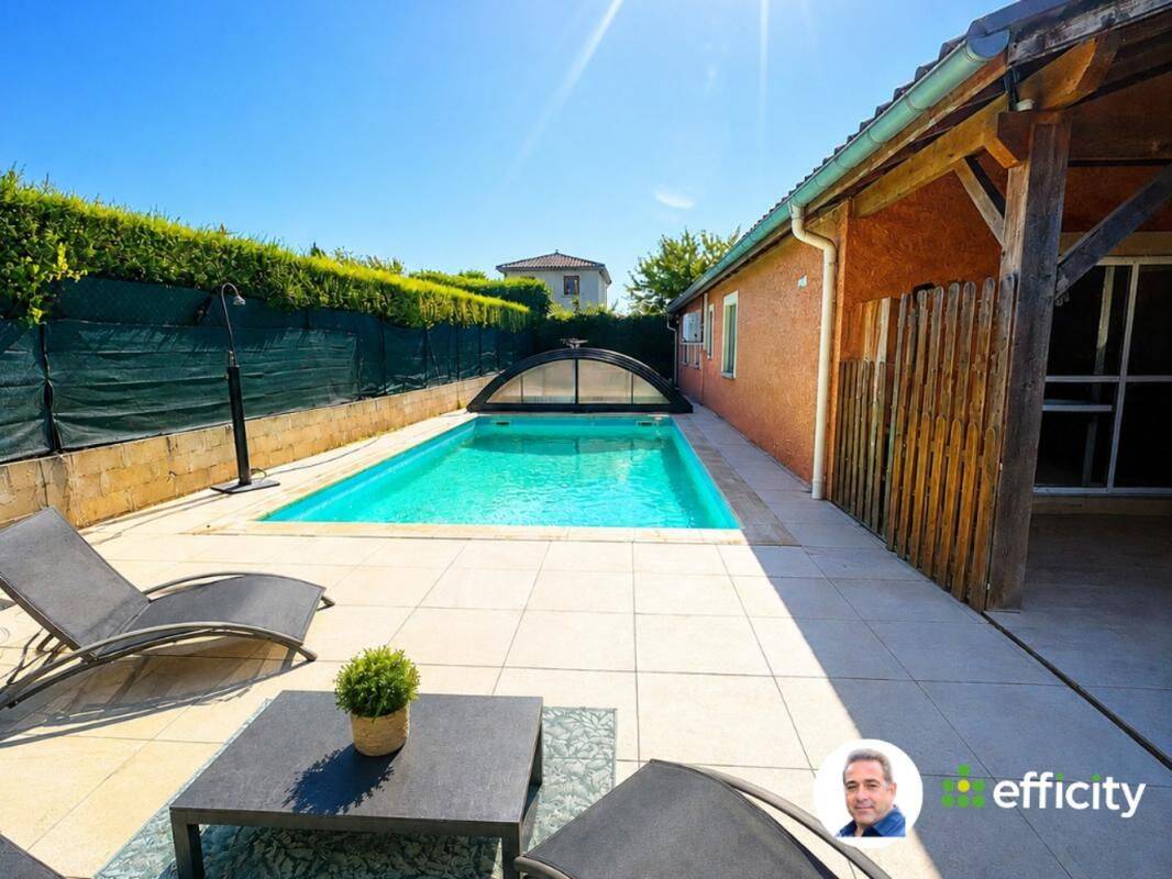 Maison 6 pièces 138 m² · à Vonnas · 138 m² · 310 000 €