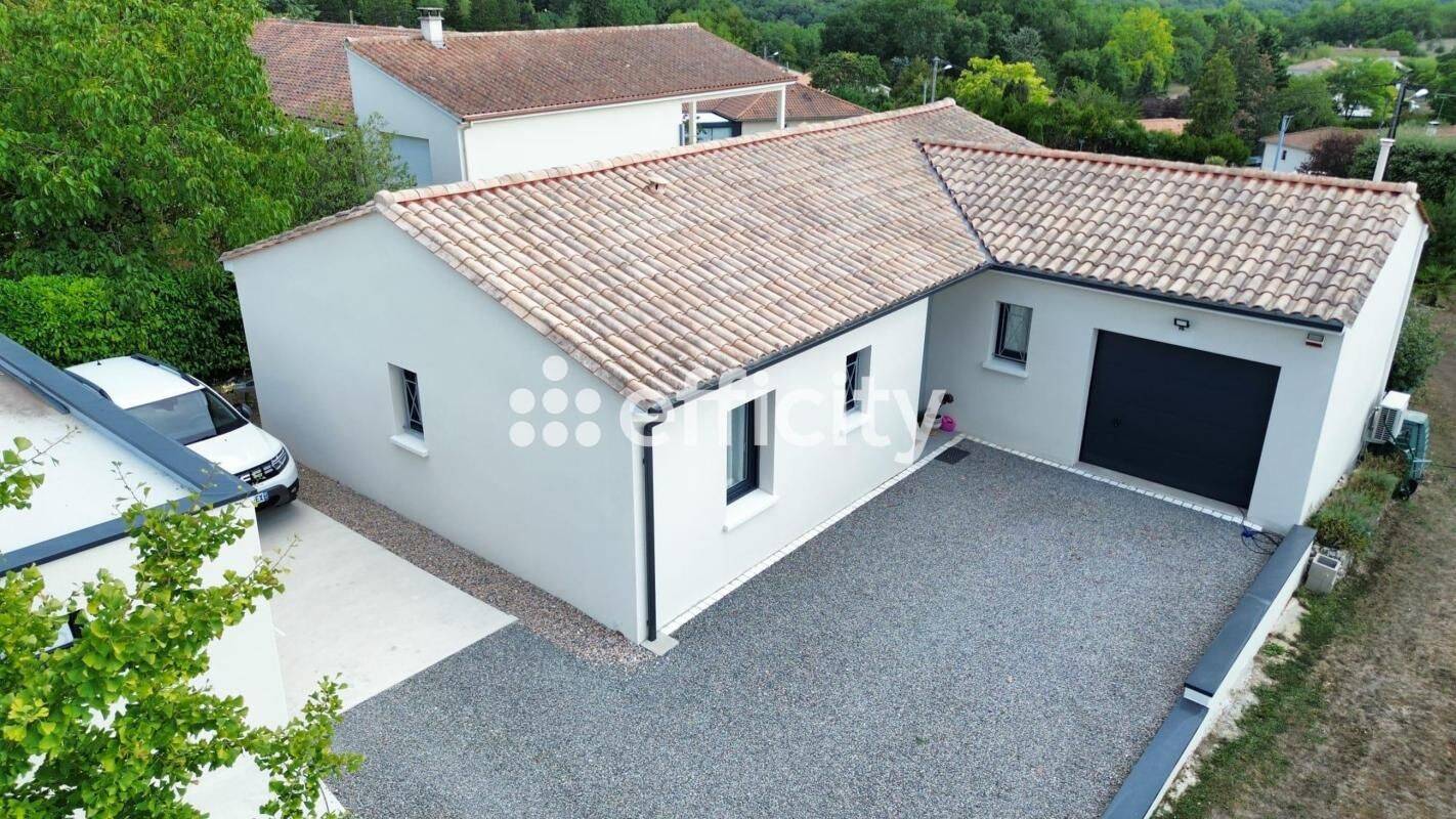 Maison 5 pièces 93 m² · à Garat · 93 m² · 265 000 €