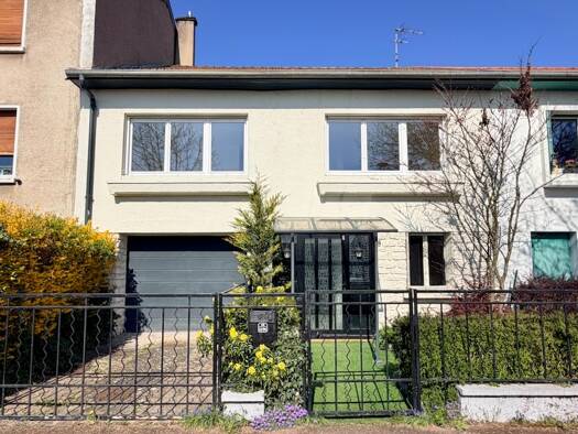 Maison à vendre 420 000 € 6 pièces 4 chambres 185 m² 380 m² de terrain Les Provinces-Aiguillettes Laxou 54520