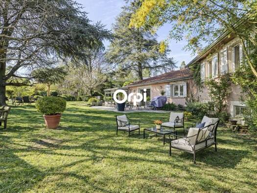 Villa à vendre 749 000 € 5 pièces 4 chambres 200 m² 3 327 m² de terrain Saint-Laurent-d'Agny 69440