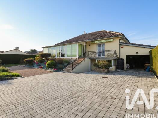 Maison à vendre 299 000 € 4 pièces 3 chambres 157 m² 689 m² de terrain Centre Ville Cébazat 63118