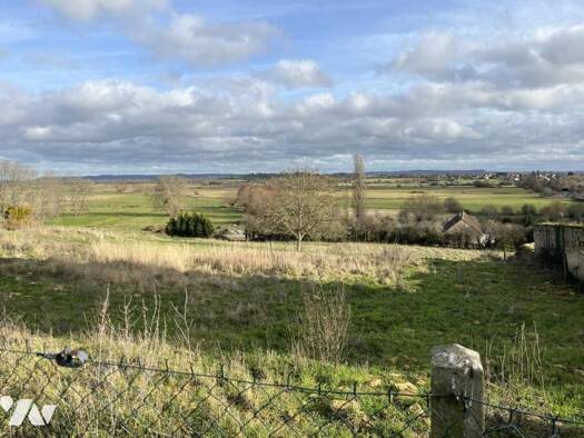 Terrain constructible à vendre 135 850 € 600 m² de terrain Troarn 14670