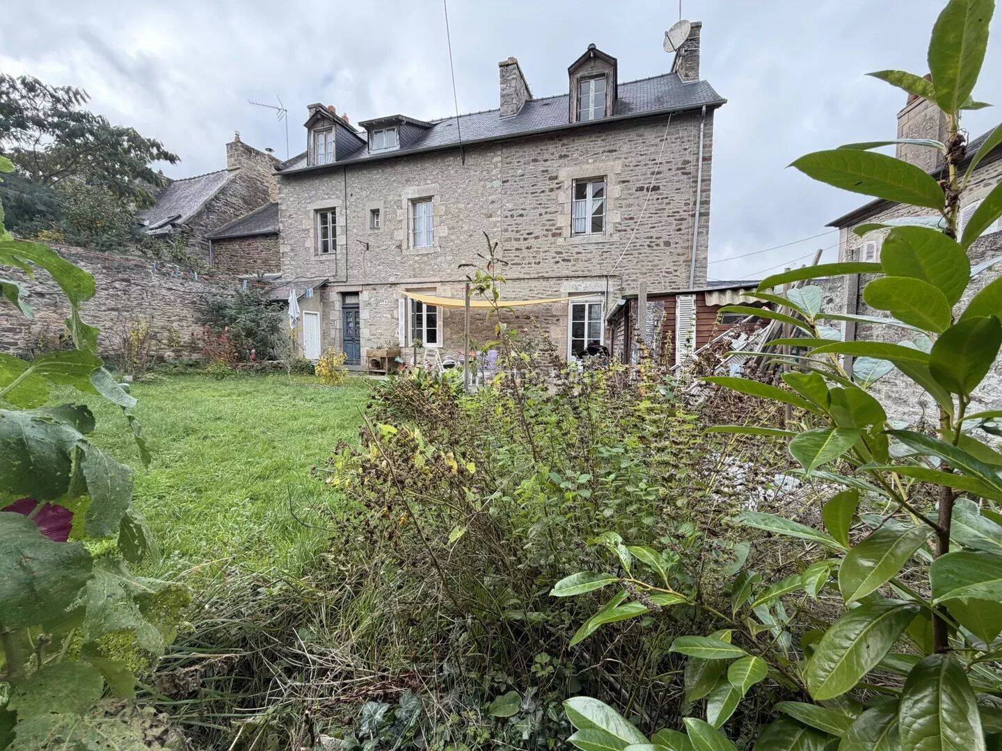 Appartement 3 pièces 43 m² · à Dinan · 43,3 m² · 81 000 €